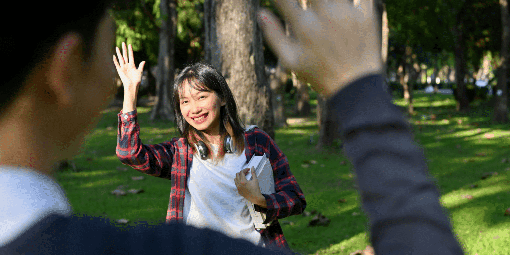How to Make a Good First Impression on a Date | Blog | Tawkify